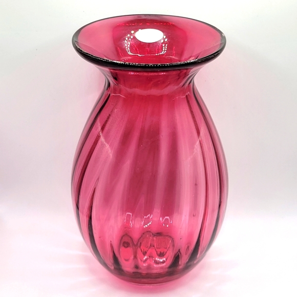 VTG Fenton International 8" Vase | Original Sticker